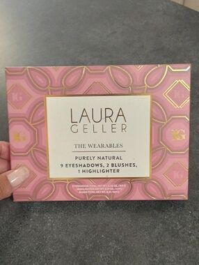 Laura Geller The Wearables Purely Natural Eyeshadow & Cheek Palette - Neutral